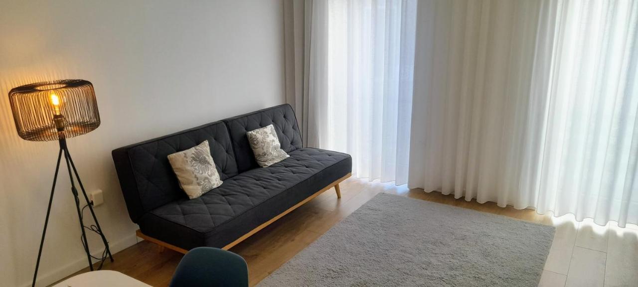 Light Brown Central Apartment Aveiro Luaran gambar
